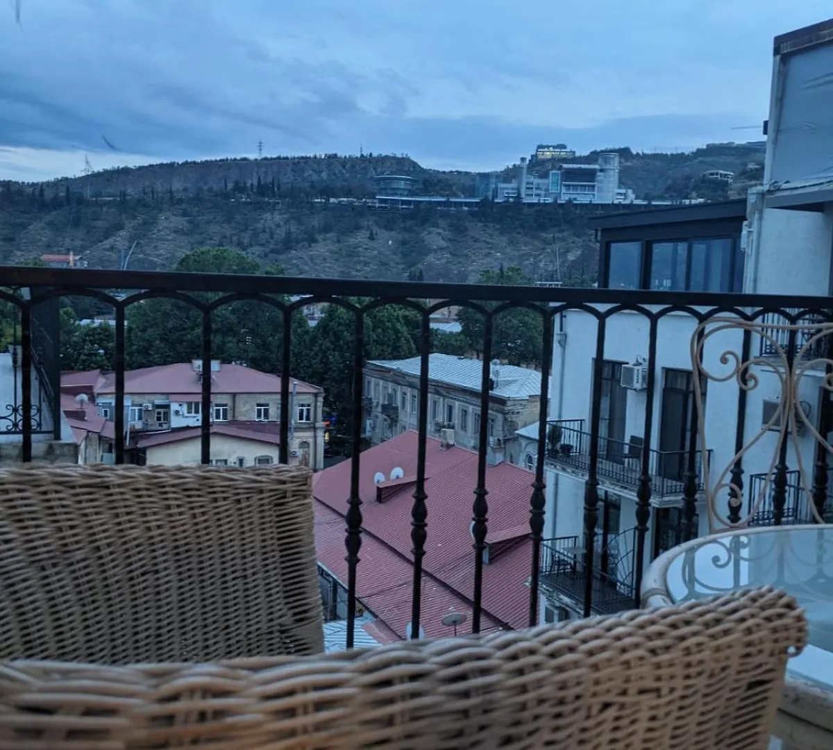 Central Luxury Apartment Tbilisi 0*,