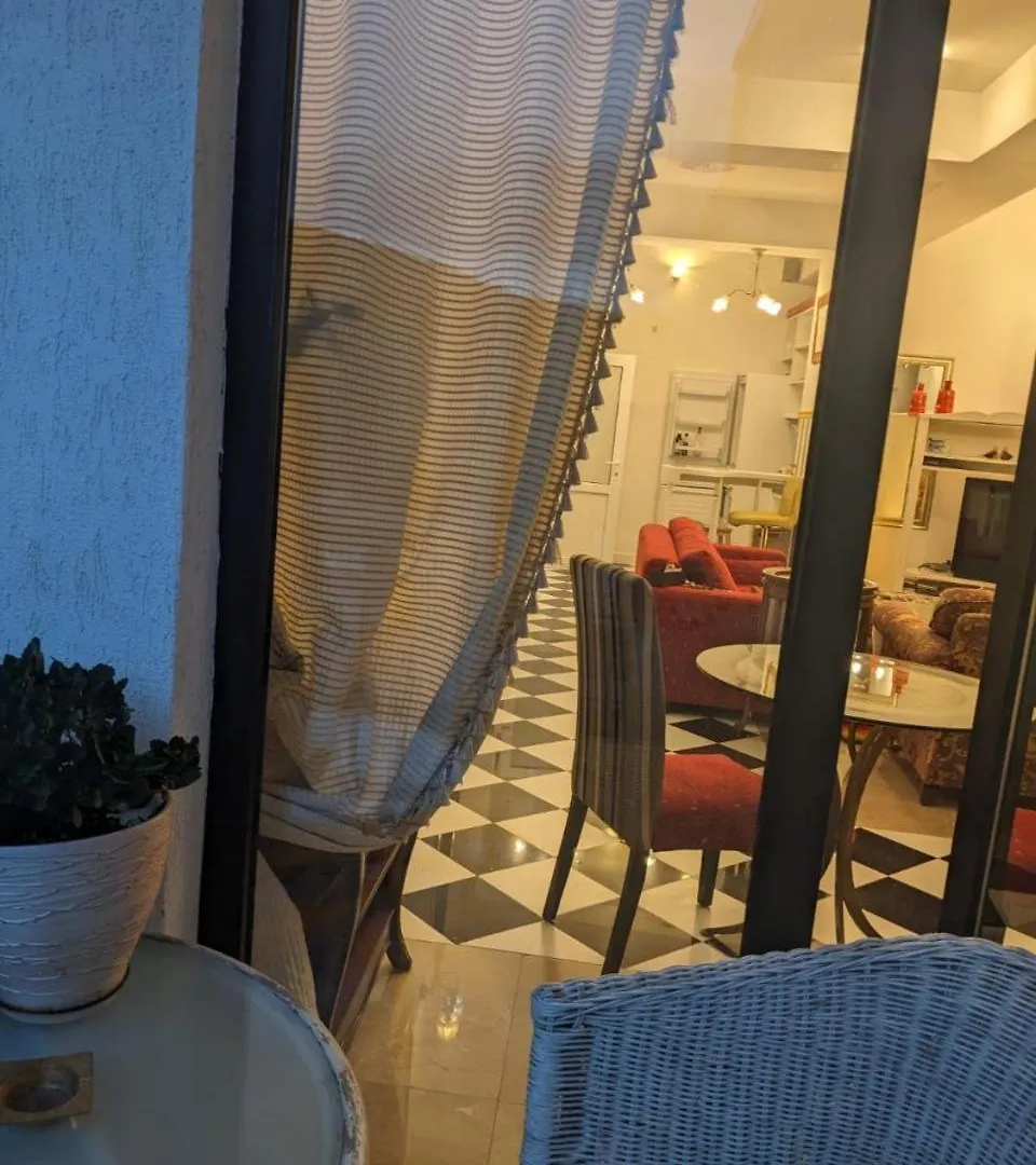 Central Luxury Apartment Tbilisi 0*,